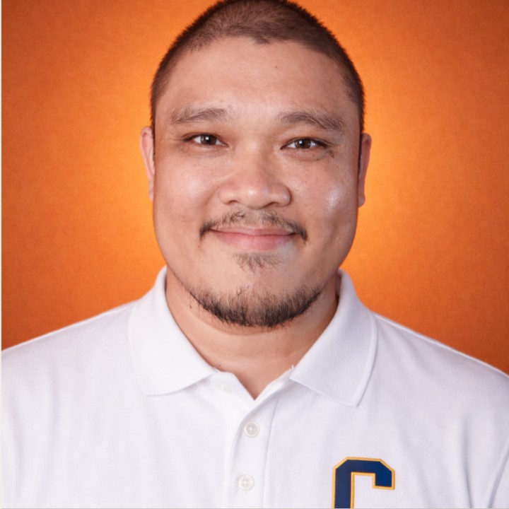 Jan Ravina, Customer Support at Get Custom Lighters